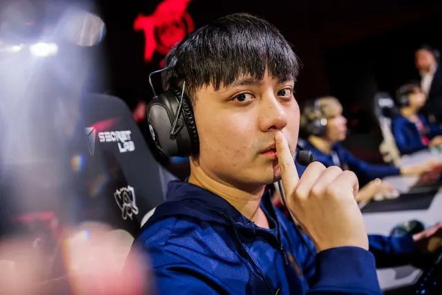 Huang “Maple” Yi-Tang of PSG Talon gestures while competing at the League of Legends World Championship 2023