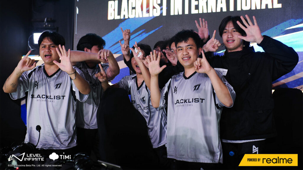 Honor of Kings Championship 2024 team Blacklist International winning moment